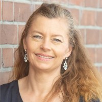 Marianne F.