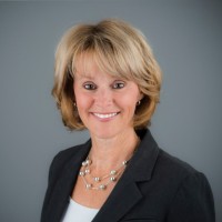 Lisa Chorazyczewski, Rhu