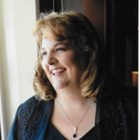 Traci Reuter, Awi-Ch