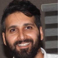 Reza Doostniae
