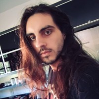 Dênian Closs Hoerlle