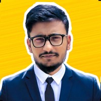 Hasnain Iqbal 🎨💡 Graphic Designer