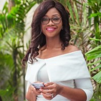 Anita Apau