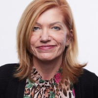 Jennifer Wayne