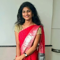 BOLLA NAVYA