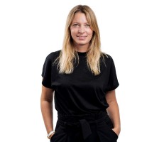 Caroline Searle