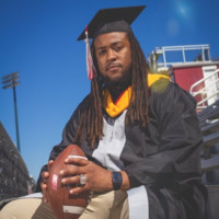 Knikeem Lewis