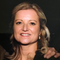 Lizette De Dobbelaere-Schout