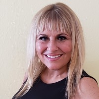 Dr. Maria Peters