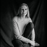 Emily Pollert, Mba