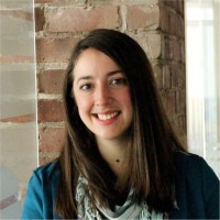 Lauren Gallagher, Aia