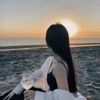 Tuyết Lê