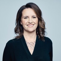 Suzanna Makkos