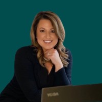 Anna Hayes