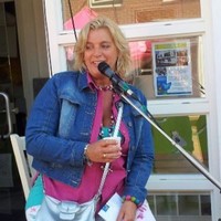 Anneke Bustraan