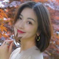 Ella Li