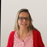 Stephanie Main