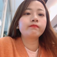 黄文倩