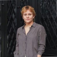 Zoë Van Tongeren Jardim