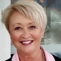 Tracey Arthur