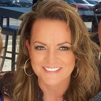 Traci Hallenbeck