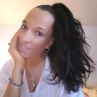Alexandra Howze