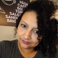 Aline Azevedo