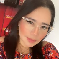 Kelly Logreira