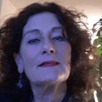 Caroline Van Der Burg