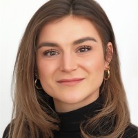Elena Retzer