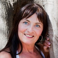 Val Thomas