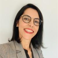 Débora Carneiro