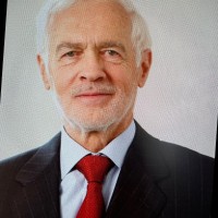 David Tillson, Cfa