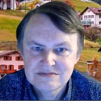 Dr Tom Moir