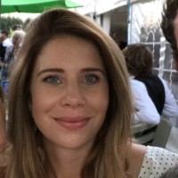 Laura Jacobs