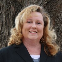 Lynn Vagle