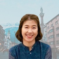 Yumi Lee