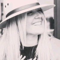 Ellie L.