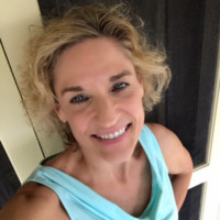 Sandy Coomer