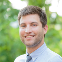 Dan Arnold, Pe