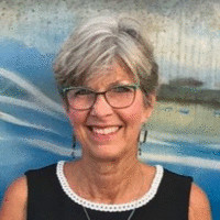 Leslie McCarthy