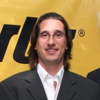 Héctor Miguel Novogrebelsky