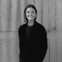 Laura Cayzer