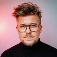 Peter Schneider
