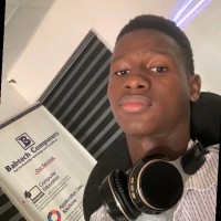 Olatunbosun Olashubomi