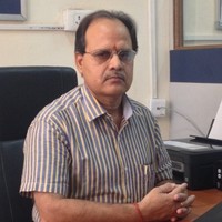 Dr S N Shukla