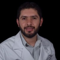 Dr. Alejandro Estrada