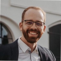 Chris Tillmann
