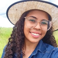 Izabela B. Azevedo