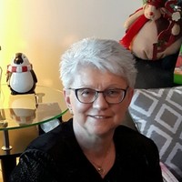 Sandi Pelesey